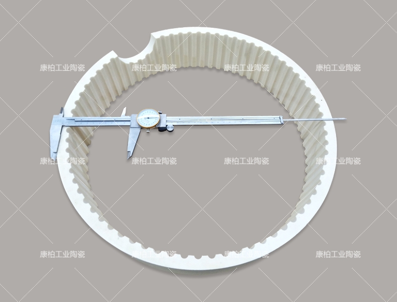 溫度濕度對(duì)高純氧化鋁半導(dǎo)體陶瓷絕緣性能的影響